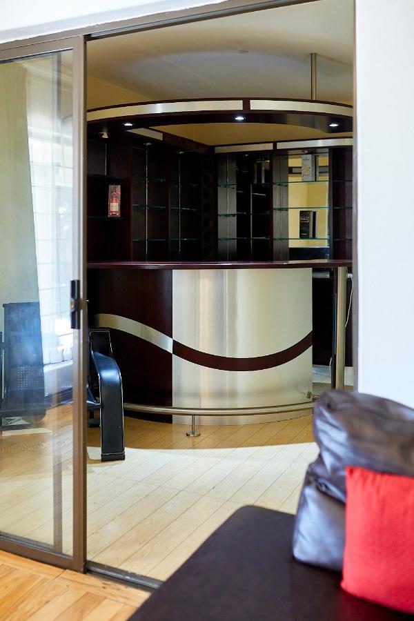 Airport Royal Guest House Kempton Park Extérieur photo